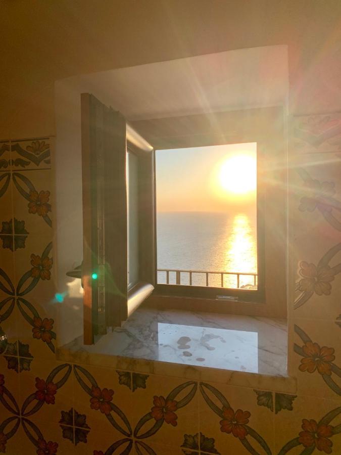 Residenza Porta Di Mare Bed & Breakfast Castellabate Exterior photo