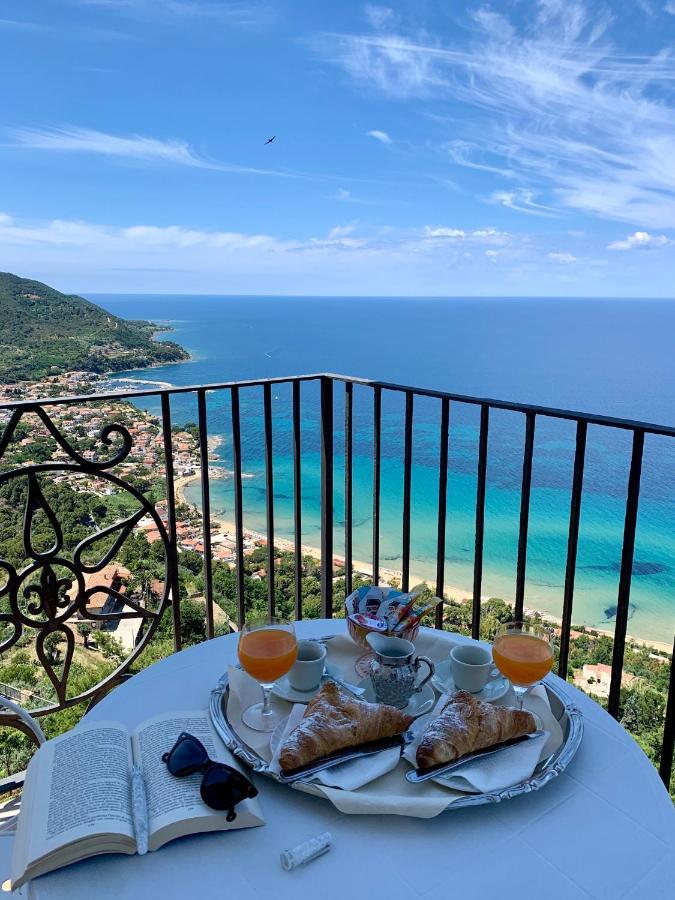 Residenza Porta Di Mare Bed & Breakfast Castellabate Exterior photo