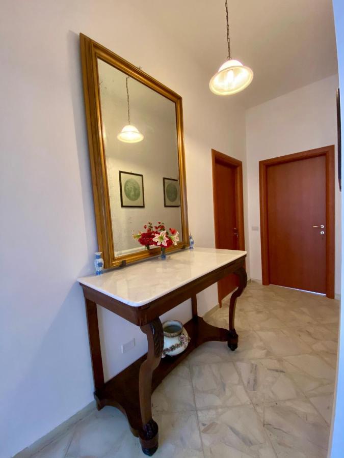 Residenza Porta Di Mare Bed & Breakfast Castellabate Exterior photo